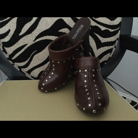 Michael Kors clogs size 6 never worn - Picture 1 of 5